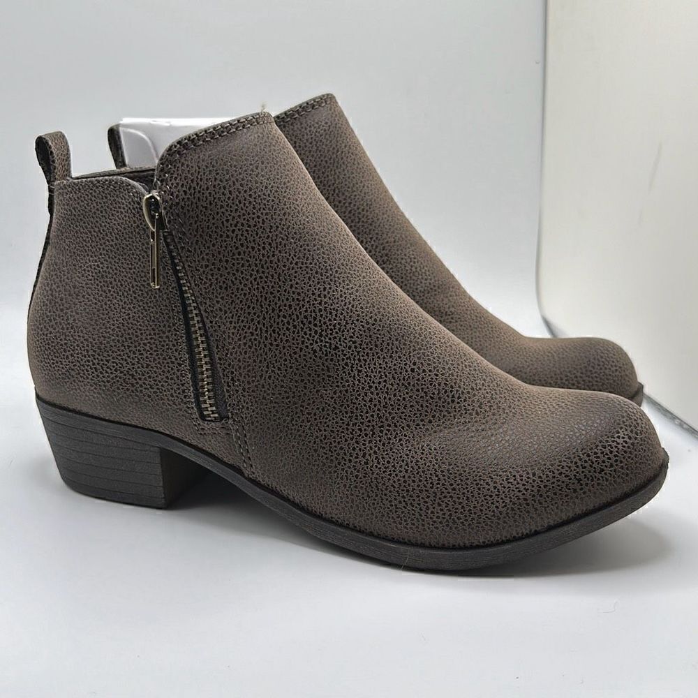 Cushionaire Women's Bootiewith Memory Foam 6.5 Br… - image 1